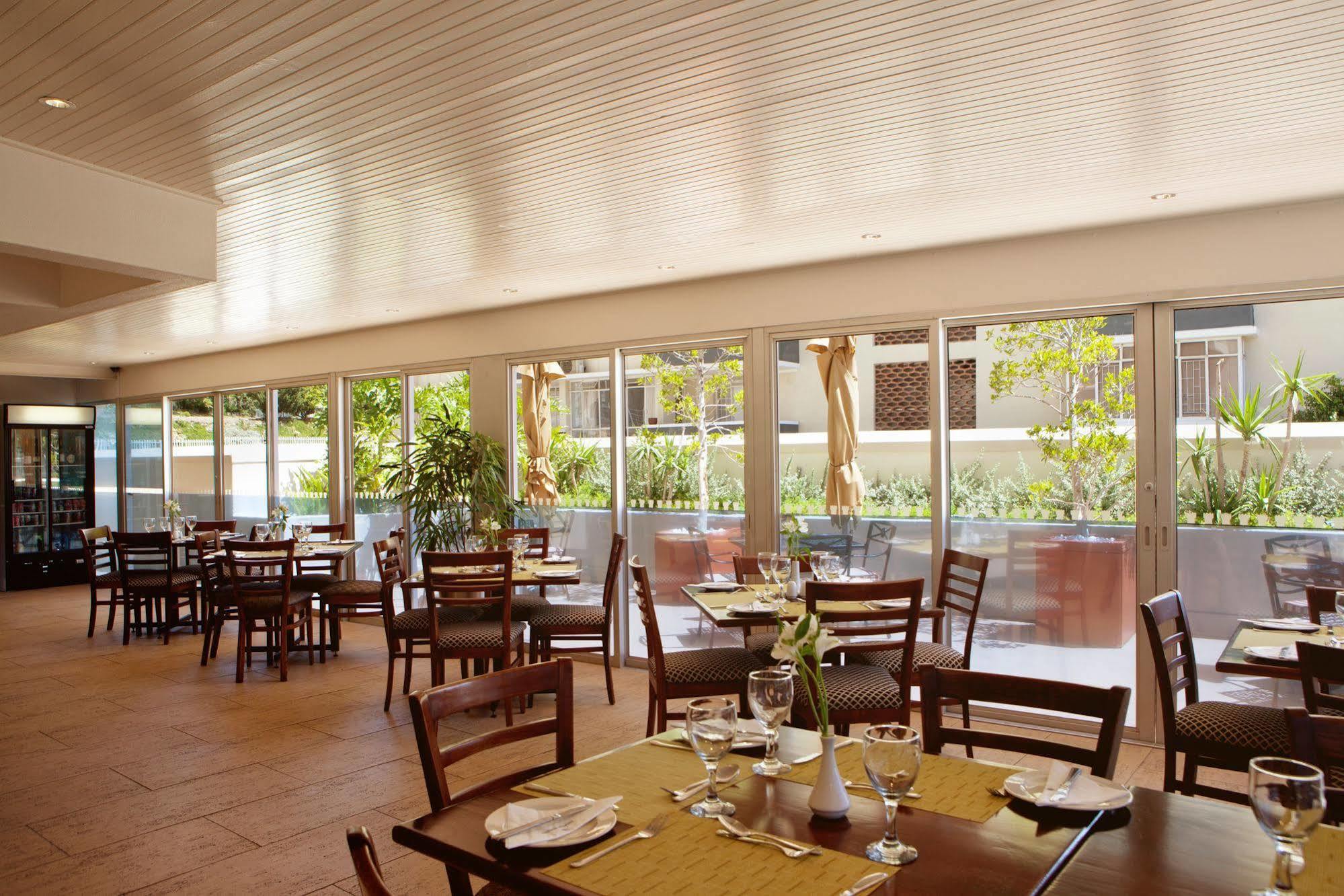 Protea Hotel By Marriott Cape Town Cape Castle Exterior foto